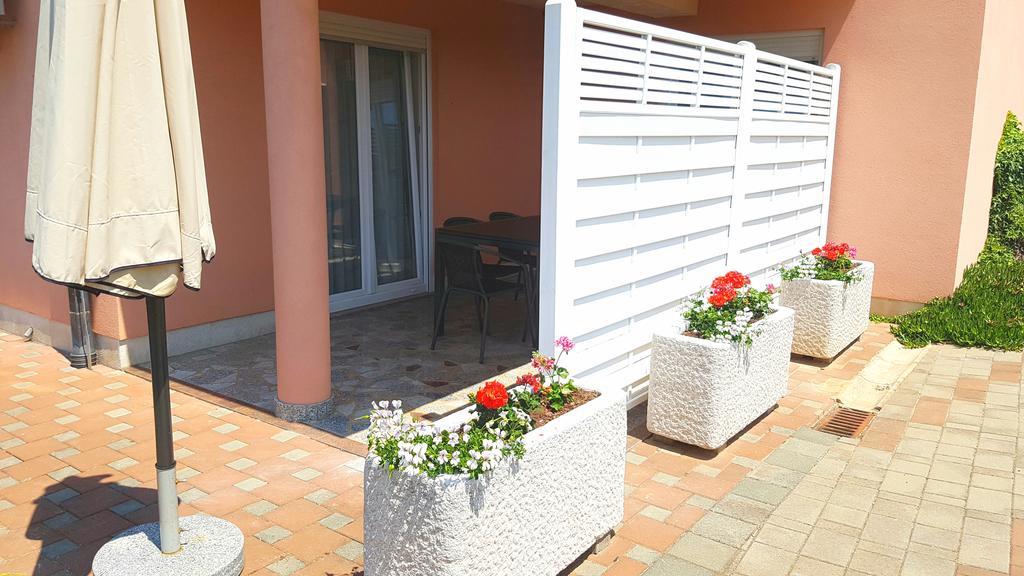 Apartments Simag Banjole Exterior foto